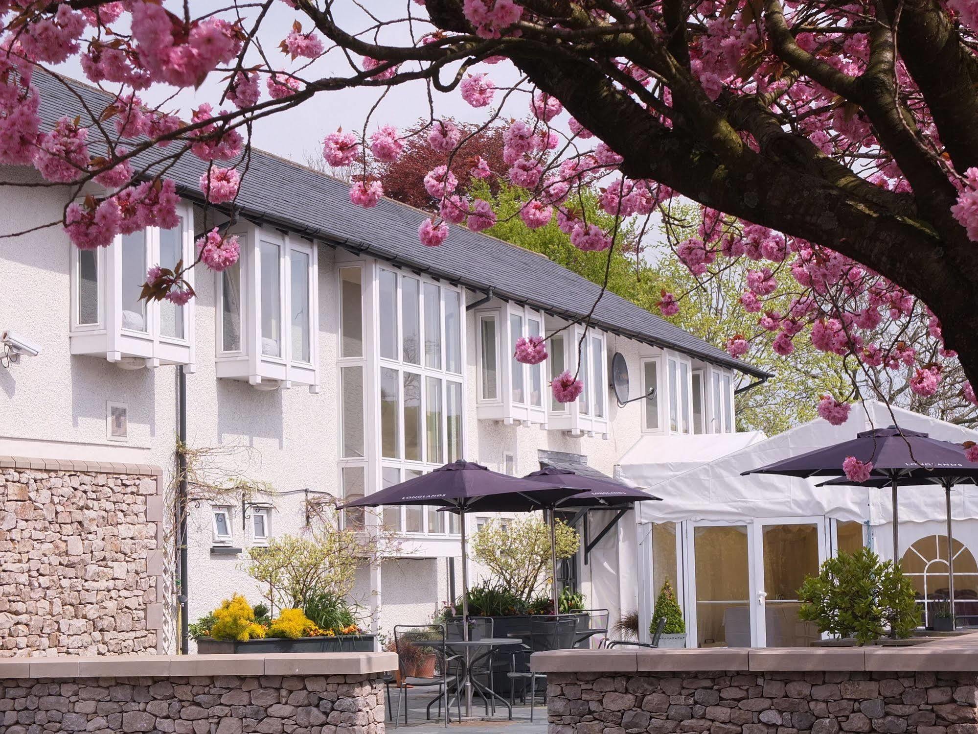 Longlands Inn & Cottages Карнфорт Экстерьер фото The hotel in 2011